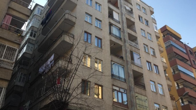 Diyarbakır’da bir evde 2�si avukat 3 kişinin ölü bulunduğu olayla
