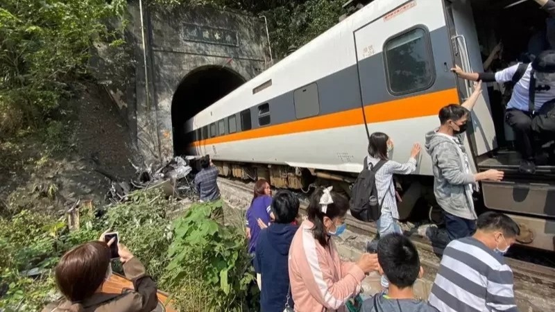 Tayvan'da tren kazası: 36 ölü 40'ı aşkın yaralı