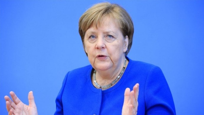 Merkel: Bir ülkede AİHS tehlikedeyse bu Avrupa Konseyi açısından alarm olmalıdır