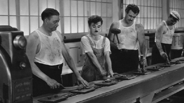Tutuklu DBB Eşbaşkanı Mızraklı'dan Charlie Chaplin'li 1 Mayıs açıklaması