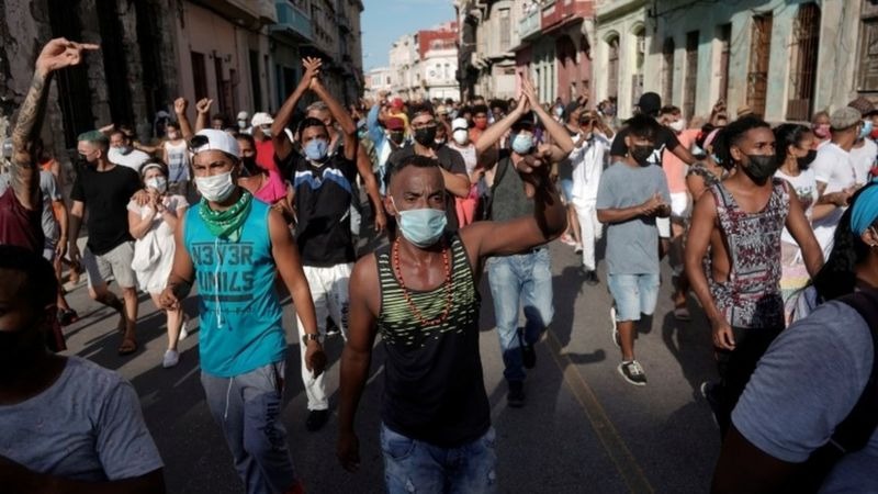 Küba’da protestocuların talebi karşılık buldu
