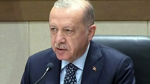 Erdoğan: Kiminle nerede hangi konuyu konuşmak için kimseden izin alacak değiliz