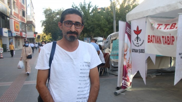 STÖ'lerin çadırında her gün 200 kişi aşı oluyor