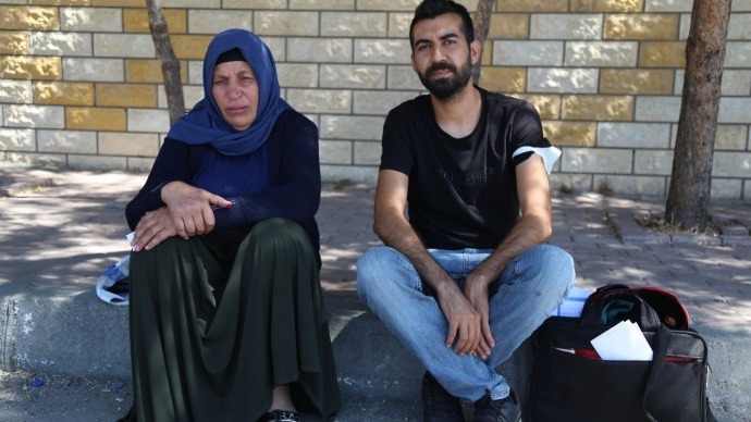 Emine Şenyaşar Soylu'ya 'hakaret' ettiği iddiasıyla ifade verdi