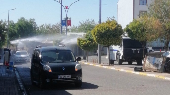 Lice'de DEDAŞ protestosuna polis müdahalesi