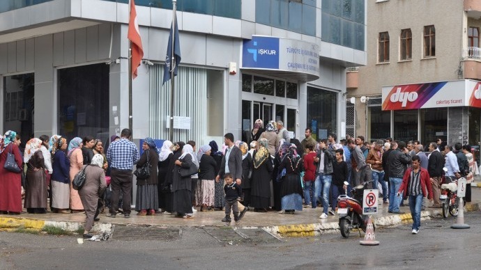 DİSK-AR 'İşsizlik ve İstihdamın Görünümü Raporu'nu paylaştı