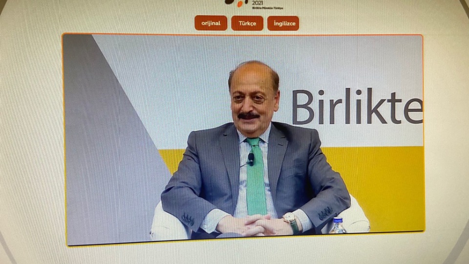 Bakan Bilgin: 'Gençler Türkiye'den kaçmak istiyorlar’ diye bakmayın, gençler dünyayı tanımak istiyorlar
