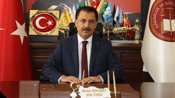 HSK üyesi Kocabey istifa etti