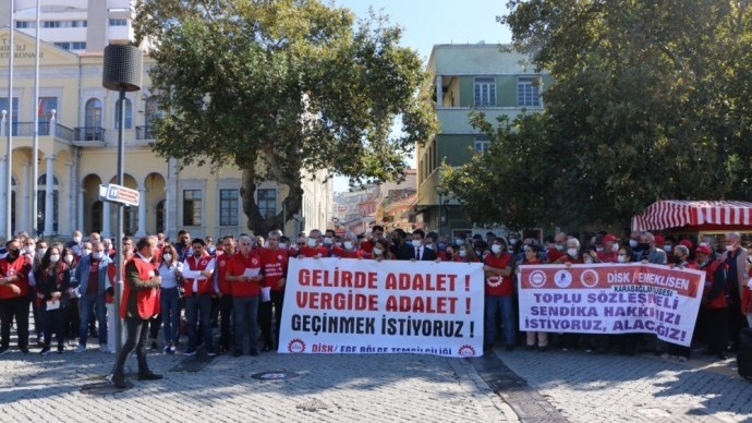 DİSK: Tüm vergi ve kesintiler sıfırlansın