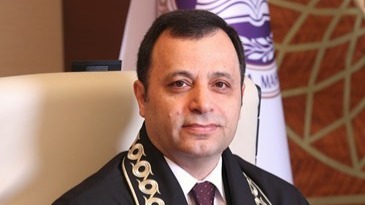AYM Başkanı: Hiç kimse yargıya telkinde bile bulunamaz