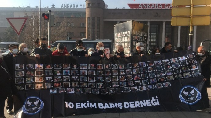 Ankara’daki Gar katliamında yaşamını yitirenler anıldı