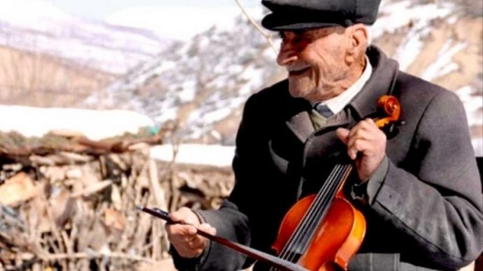Sanatçı Ferhat Tunç'tan Ozan Silo Qij belgeseli