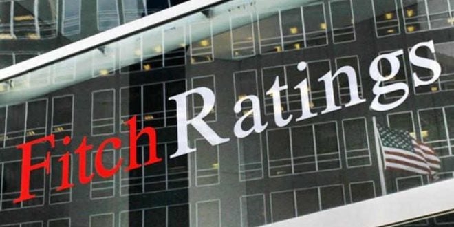 Fitch, Türkiye'nin notunu teyit etti, görünümünü "negatif"e çekti