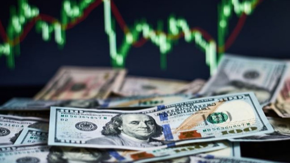 Dolarda yeni rekor