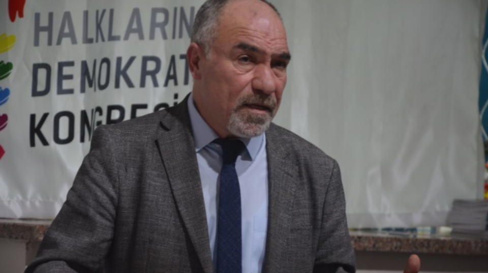 HDK Eş Sözcüsü Şenoğlu ve gazeteci Işık gözaltına alındı