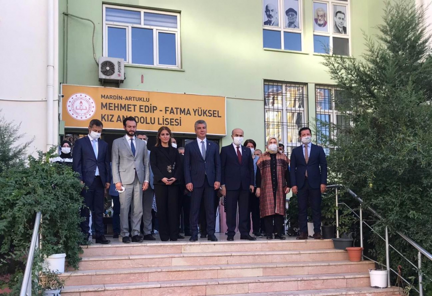 AİHM Başkanı Spano’nun AKP’lilerle fotoğraflarına tepki